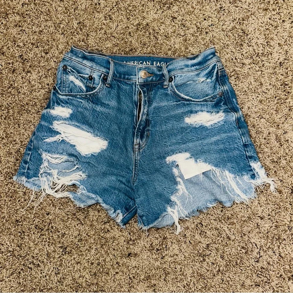 American Eagle Distressed Denim Shorts AE Denim '90s Boyfriend Short 4 AEO